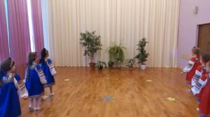 "Березка" народный танец