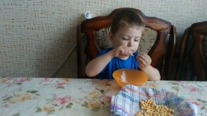 Чем занять детей дома в 3-4 года.