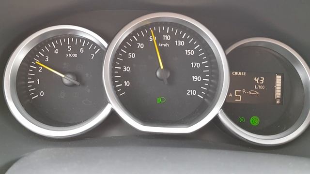Fuel Consumption Dacia Sandero 0.9 Tce Easy-R @90km/h смотреть онлайн