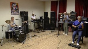 За той рекой. Кавер группа ВИА 70х Белоомут Клуб по интересам.