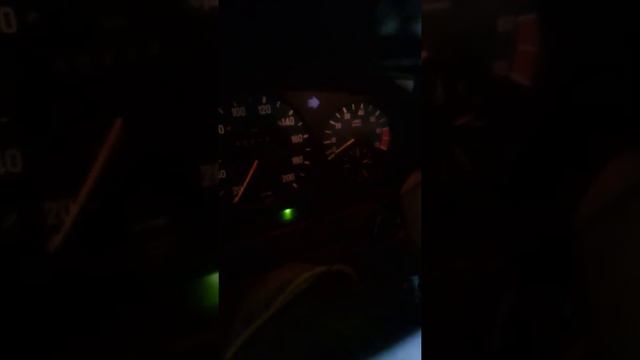 Мерседес-123.230е 1983г.в....запуск после стоянки в пол-года( а точнее,через 7с половиной месяцев) смотреть онлайн