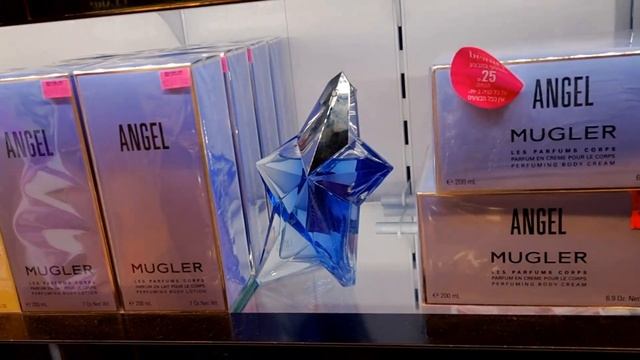 А мы всё равно КУПАЕМСЯ . Какая зима в Израиле. смотреть онлайн