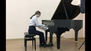 Довгаль Александра, 8 класс, Й.Гайдн - Соната Hob XVI:27 (I часть, G-dur), В.Калинников - Ноктюрн.