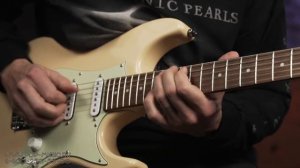 Ibanez AZES31
