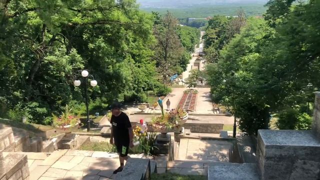 #железноводск Городской парк 27 мая #пятигорск #кисловодск #ессентуки #горы #кавказ #санаторий #кмв смотреть онлайн