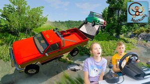 Дети и Машина. Диана и Даня ездят по брёвнам. Манкиту