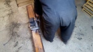САМОДЕЛЬНАЯ ПЛАВАЮЩАЯ ЭЛЕКТРИЧЕСКАЯ ВИБРОРЕЙКА ДЛЯ УКЛАДКИ БЕТОНА. СВОИМИ РУКАМИ(DIYvibrating alert