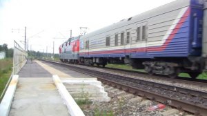 Электровоз ЭП1 136 С пассажирским поездом №08 Омск Владивосток. Вос. Сиб. жд.