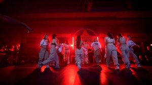 VI AMElI // TWERK CHOREO