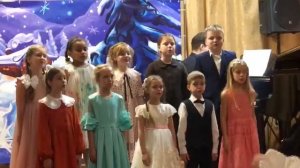 Белые снежинки - хор