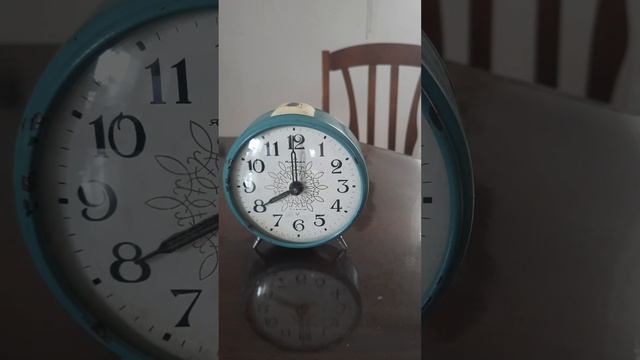 будильники СССР. Янтарь, Ереван, Витязь, Слава смотреть онлайн