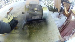 Гриндер(начало изготовления).mp4