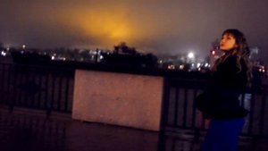 Девушка читает невероятно красивый стих про жизнь. До мурашек.