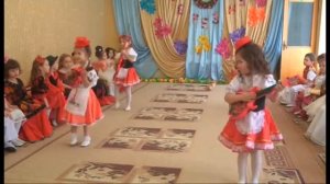 Танец Красных шапочек в детском саду.Старшая группа.