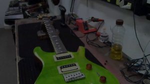 PRS SE Custom 24 Locking Tuner Upgrade