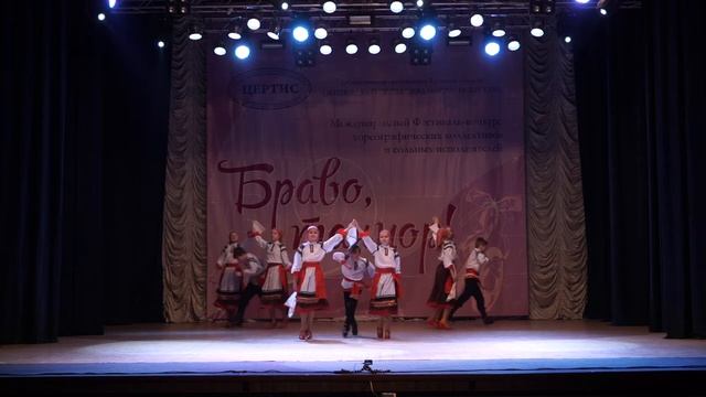 Народный танец Акулинка