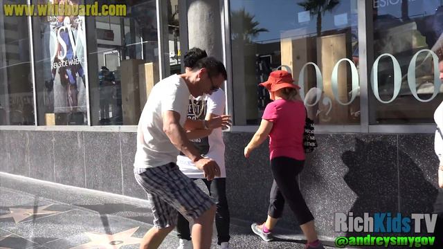 Letting Public try the Whiz Board (hover board) ***WHIZ BOARD GIVEAWAY!!*** смотреть онлайн