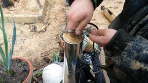 Ударно канатное бурение скважин на воду:подготовка и опускание насоса