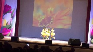 танец пчелки