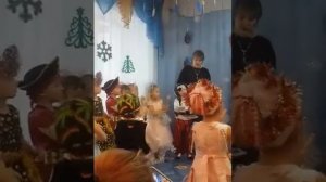 Хоровод новогодний Замела метелица подготовительная группа