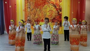 Русская народная мелодия «Ложкари»