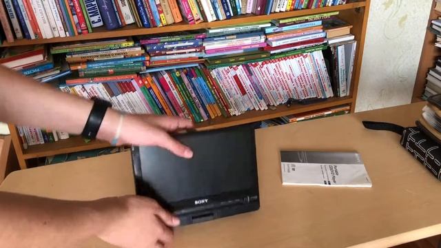 РАСПАКОВКА DVD-ПЛЕЕРА SONY FX930- НЕЗАМЕНИМАЯ ВЕЩЬ В ДОРОГЕ смотреть онлайн