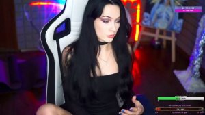 СТРИМЕРША СПАЛИЛАСЬ