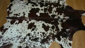 Роскошные ковры из шкур коров. Эксклюзивные ковры.