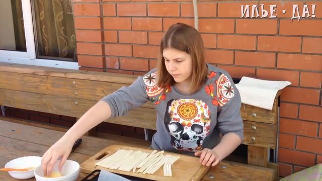 Слойки с ананасовыми кольцами. Десерт.