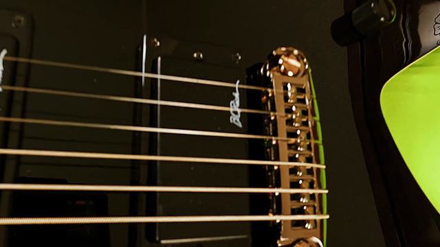 Shred Harder Than Ever With the B.C. Rich Warlock M7 Mick Thomson Signature - REVIEW смотреть онлайн