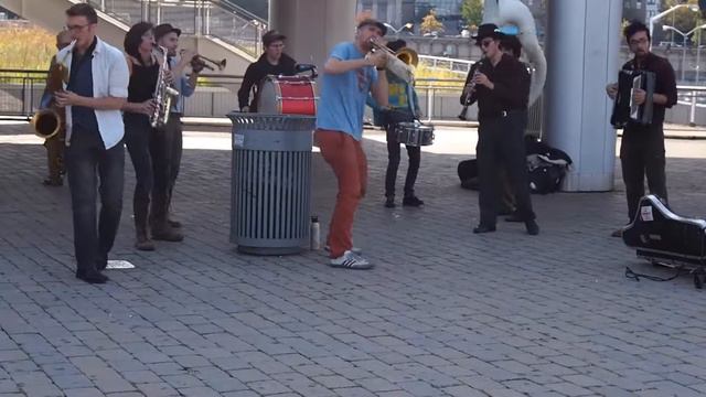 Sousaphone, Saxophones,Accordion,Trumpet,Clarinet,Trombone &Drum Performance by Church Marching Ban смотреть онлайн