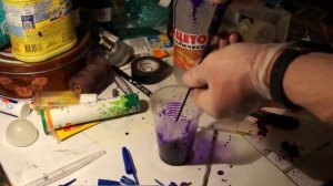 Чернила для теггинга из старых ручек.