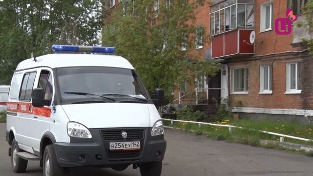 Укус змеи и роды дома. 03 информирует смотреть онлайн