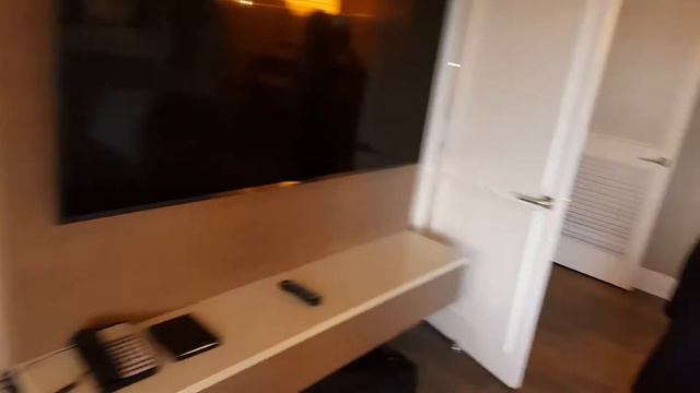 Garden View - Suite смотреть онлайн