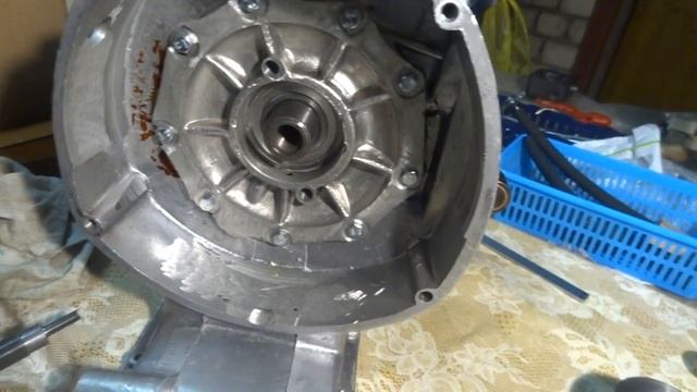 Как втянуть коленвал в передний подшипник?(мото Урал) смотреть онлайн