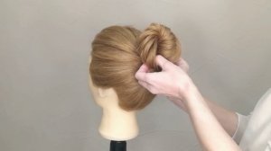 Пучок из косы "Рыбий хвост"