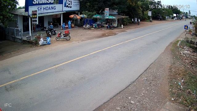 Chất lượng thực tế DH-IPC-HFW2439MP-AS-LED-B-S2 ban ngày смотреть онлайн