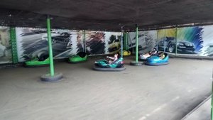 VLOG катаемся на аттракционах