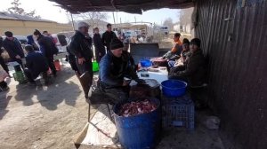 Хоразм Хива?Балиқ тозалаш Xiva bozor? fish cleaning Uzbekistan 23-февраля 2023 г.