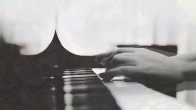 "Музыка листопада..." ( Leaf fall music...) смотреть онлайн