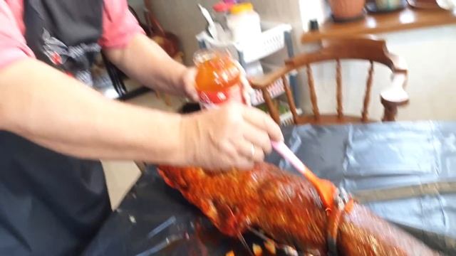 СОМ 6 КГ на вертеле, СЪЕЛИ ЗА РАЗ ВТРОЁМ. ОЧЕНЬ ВКУСНЫЙ смотреть онлайн