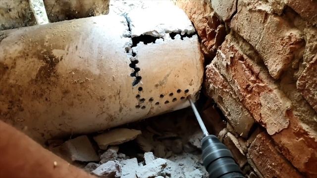 Вскрыли старую сауну. Что там внутри?