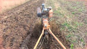 Мотоблок. Вспашка земли мотоблоком!