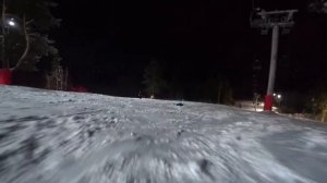 Спуск по трассе на сноуборде. Горнолыжный курорт Сорочаны.Февраль 2021. / Snowboard, Russia