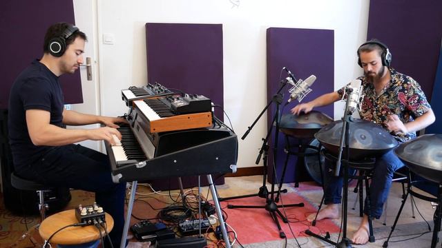 Bloom | Titouan Gautier & Alexandre Chaigne • Room Session - Handpan & Fender Rhodes смотреть онлайн