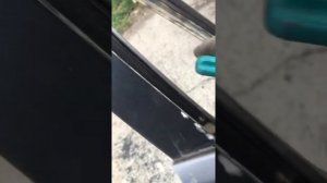 Снятие бархоток передней двери бмв е34.mp4