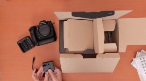 Unboxing the Nikon Z9