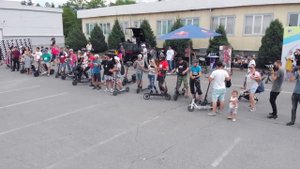 Первые соревнования на электросамокатах "Настоящий тест-драйв"