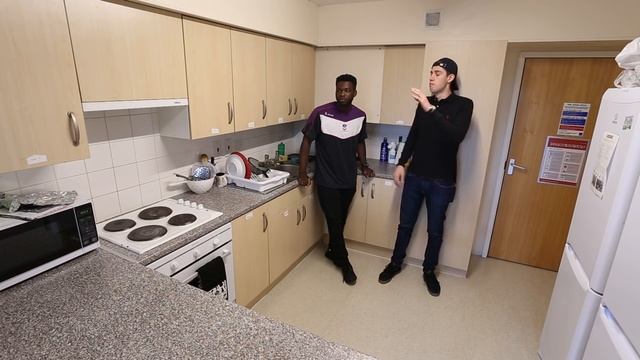 Student Accommodation: William Morris смотреть онлайн