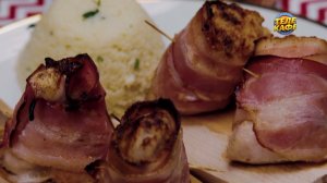 Филе индейки в беконе с чесночно-сливочным соусом